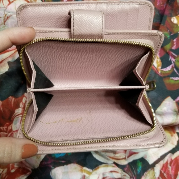 DOLCE & GABBANA Pink Zip Around Short Wallet - Picture 7 of 12